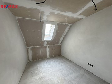 2832255.jpg