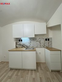 Prodej stylové jednotky 2+kk po kompletní rekonstrukci – Praha 4, Nusle