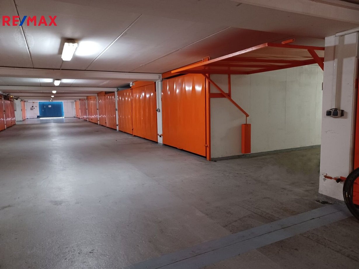 Pronájem garáže, Praha - Kamýk